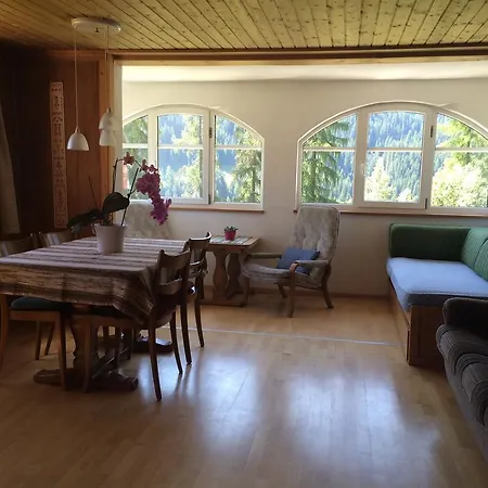 Apartment Bnb Guesthouse Lusi *