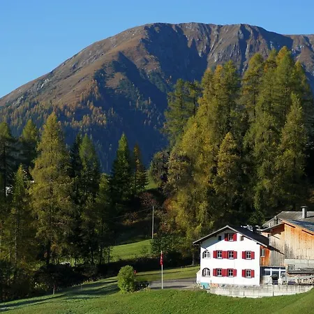 Bnb Guesthouse Lusi * Frauenkirch