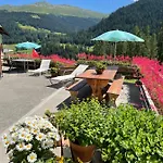 Апартаменты Bnb Guesthouse Lusi *