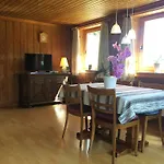 Bnb Guesthouse Lusi Апартаменты *