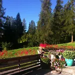 Bnb Guesthouse Lusi Апартаменты Frauenkirch