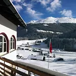 Апартаменты Bnb Guesthouse Lusi *