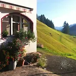 Bnb Guesthouse Lusi *